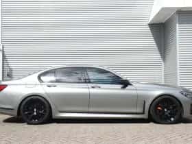 BMW 7-Serie (2019) thumbnail 3