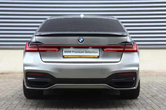 BMW 7-Serie (2019) thumbnail 4