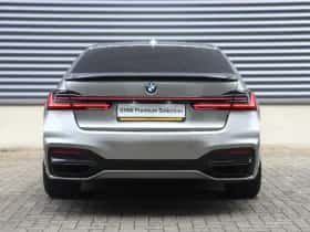 BMW 7-Serie (2019) thumbnail 4