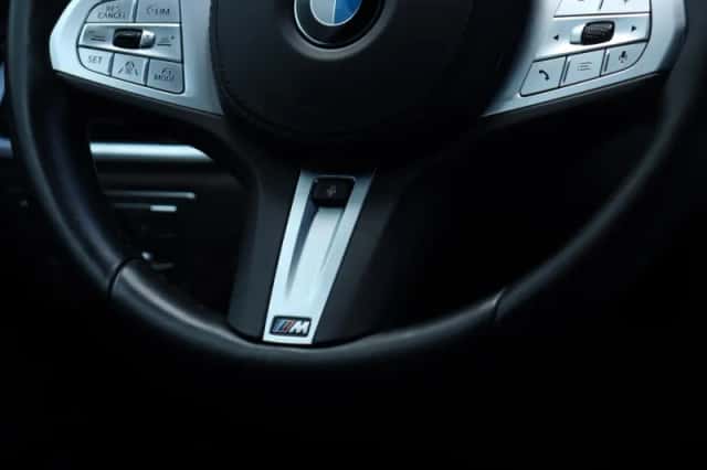 BMW 7-Serie (2019) thumbnail 42