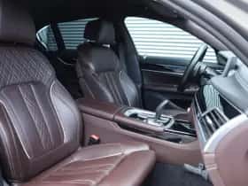 BMW 7-Serie (2019) thumbnail 8