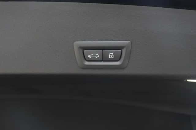 BMW XM (2026) thumbnail 14