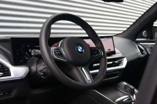 BMW XM (2026) thumbnail 18