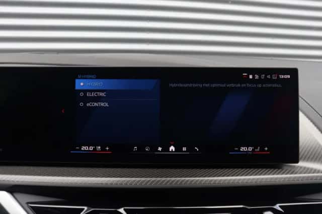 BMW XM (2026) thumbnail 28