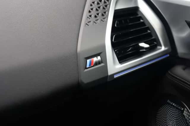 BMW XM (2026) thumbnail 40