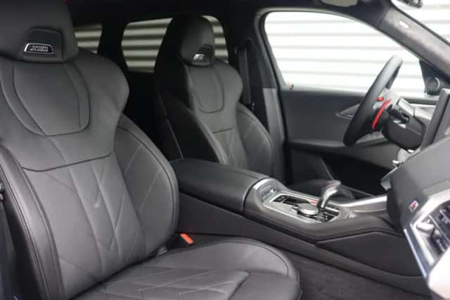 BMW XM (2026) thumbnail 8