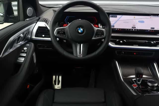 BMW XM (2026) thumbnail 9