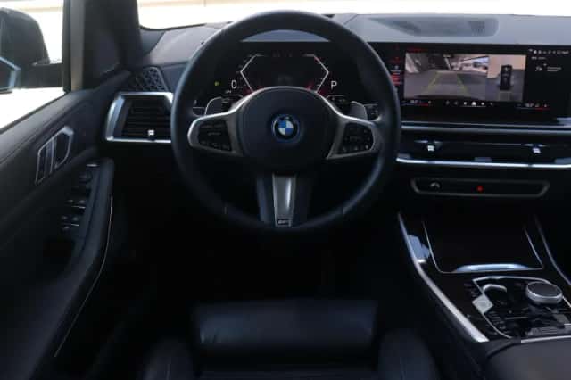 BMW X5 (2025) thumbnail 11