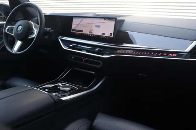 BMW X5 (2025) thumbnail 17
