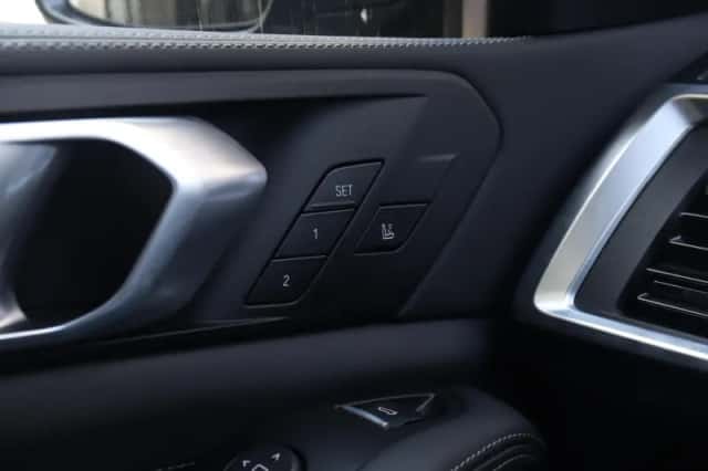 BMW X5 (2025) thumbnail 33