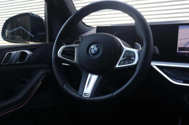 BMW X5 (2025) thumbnail 37