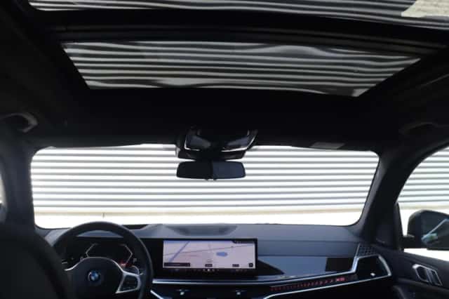 BMW X5 (2025) thumbnail 38