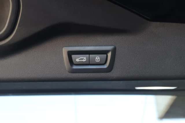 BMW X5 (2025) thumbnail 9
