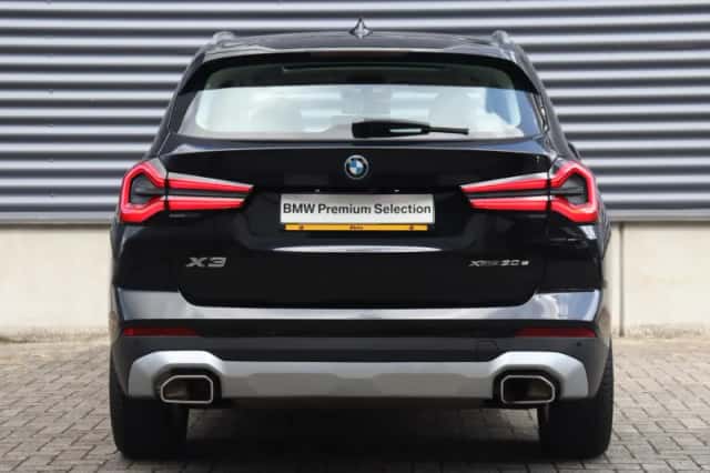 BMW X3 (2022) thumbnail 4