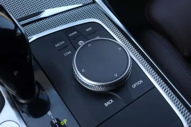 BMW 3-Serie (2021) thumbnail 16