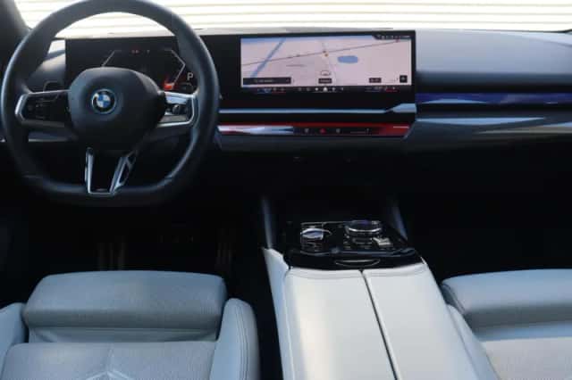 BMW 5-Serie (2024) thumbnail 13