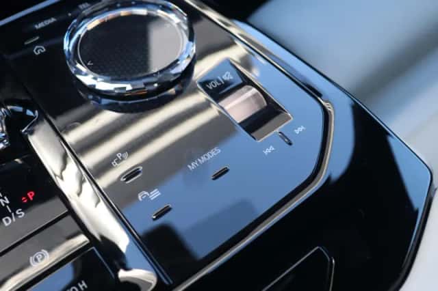 BMW 5-Serie (2024) thumbnail 17