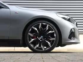 BMW 5-Serie (2024) thumbnail 6