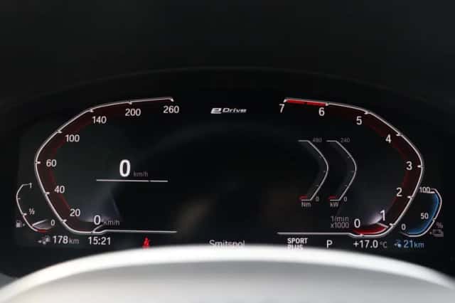 BMW X3 (2021) thumbnail 25