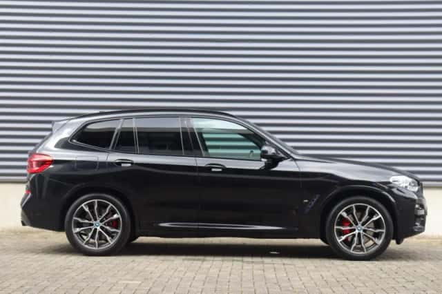 BMW X3 (2021) thumbnail 5