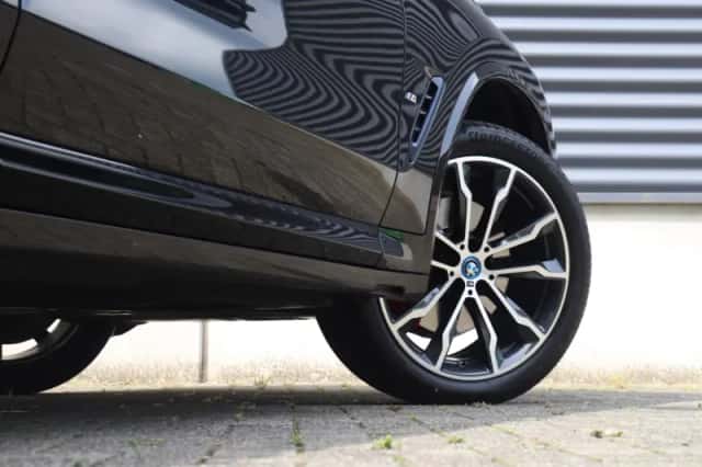 BMW X3 (2021) thumbnail 7