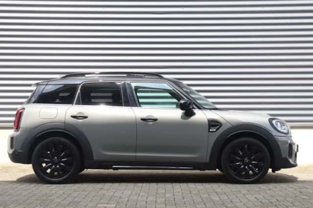MINI Countryman (2021) thumbnail 5