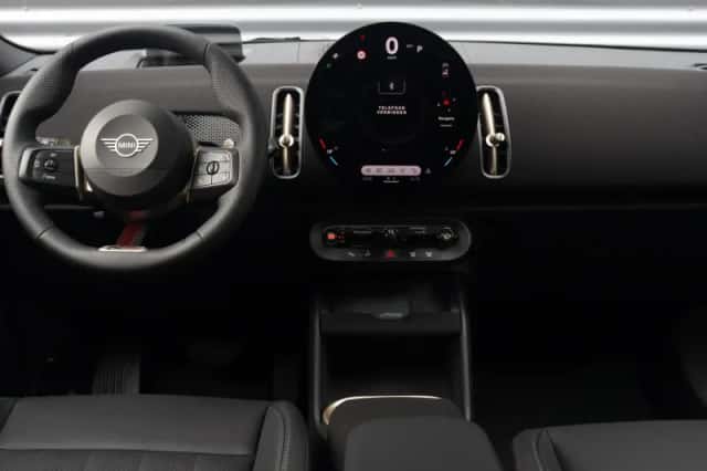 MINI Countryman (2026) thumbnail 11