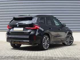 BMW X1 (2022) thumbnail 2