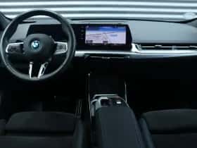 BMW X1 (2022) thumbnail 11