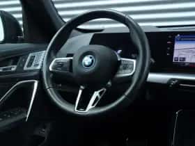 BMW X1 (2022) thumbnail 36