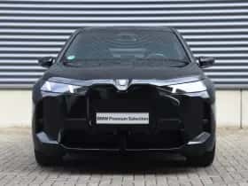 BMW iX (2025) thumbnail 3