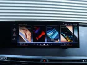 BMW iX (2025) thumbnail 23