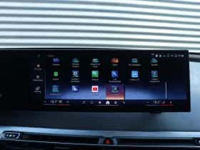 BMW iX (2025) thumbnail 26