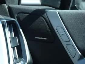 BMW iX (2025) thumbnail 28