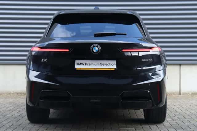 BMW iX (2025) thumbnail 4