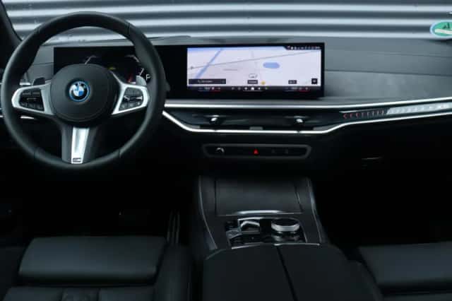 BMW X5 (2025) thumbnail 11