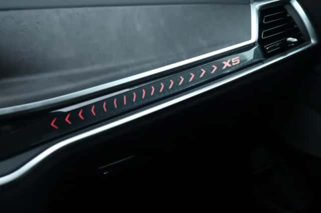 BMW X5 (2025) thumbnail 23