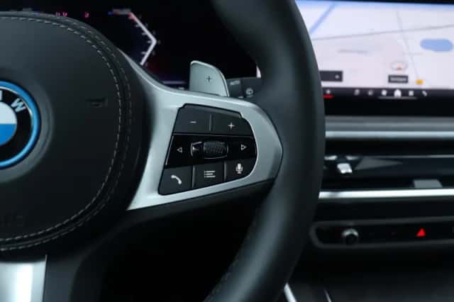 BMW X5 (2025) thumbnail 25