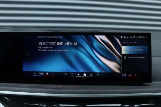 BMW X5 (2025) thumbnail 28