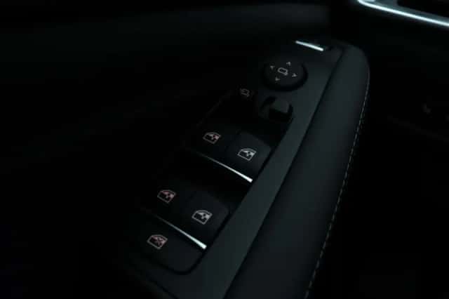 BMW X5 (2025) thumbnail 35