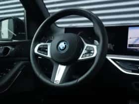 BMW X5 (2025) thumbnail 38