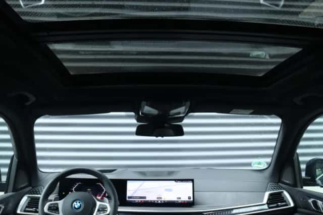BMW X5 (2025) thumbnail 39