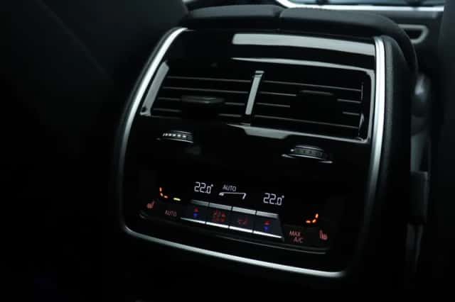 BMW X5 (2025) thumbnail 40