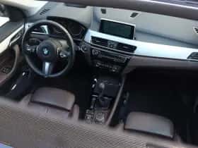 BMW X1 (2016) thumbnail 13
