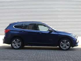 BMW X1 (2016) thumbnail 5