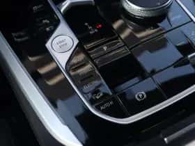 BMW X5 (2023) thumbnail 17