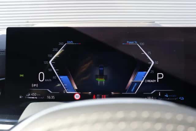 BMW X5 (2023) thumbnail 19