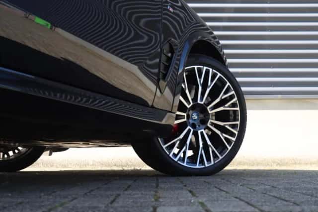 BMW X5 (2023) thumbnail 7