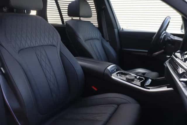 BMW X5 (2023) thumbnail 8