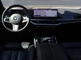BMW X5 (2023) thumbnail 10